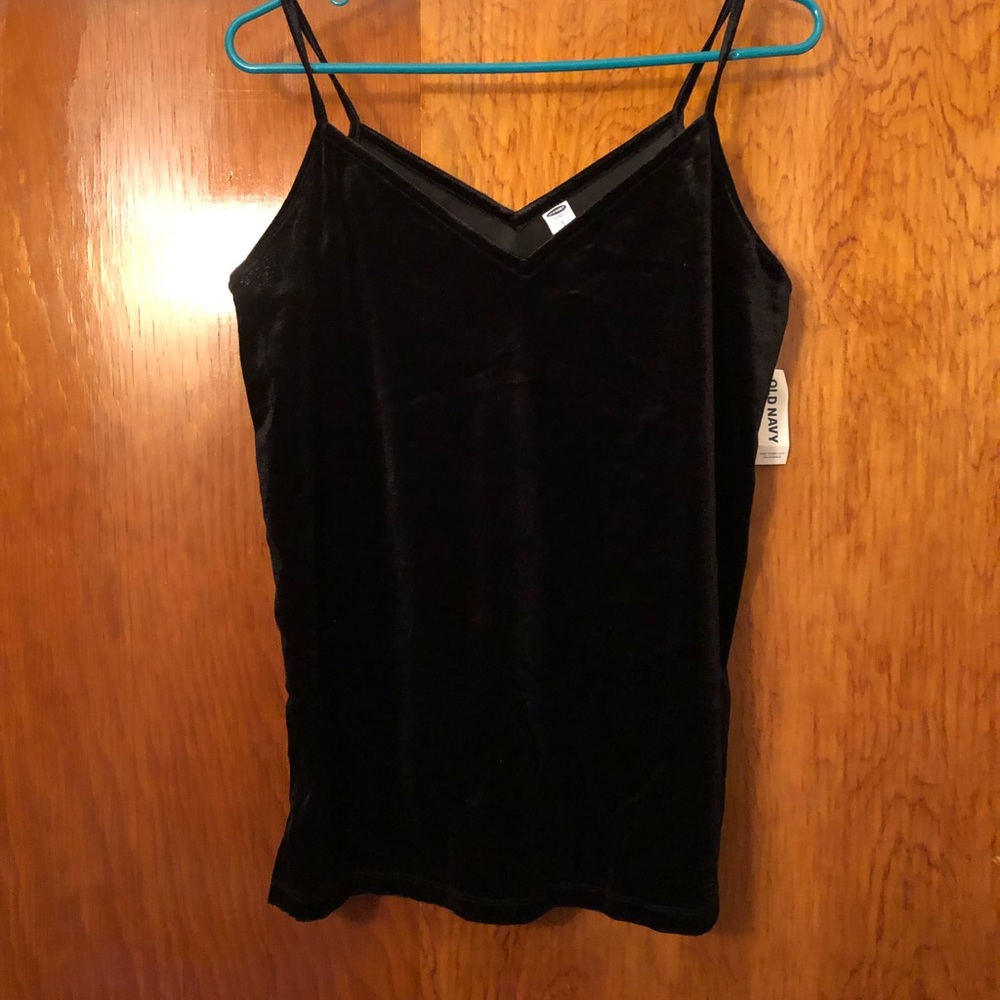 NWT old navy velour tank black!! Super cute !!
